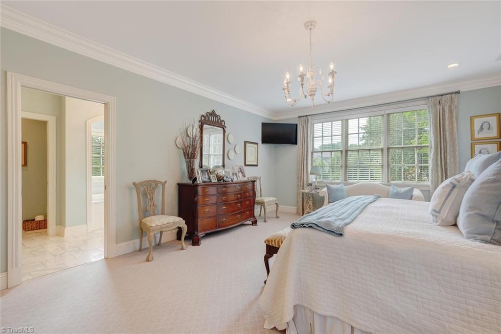 property viewer photo 6