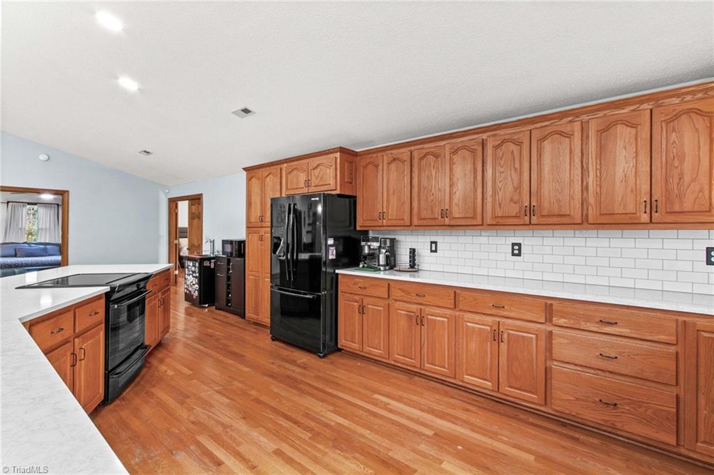property viewer photo 16