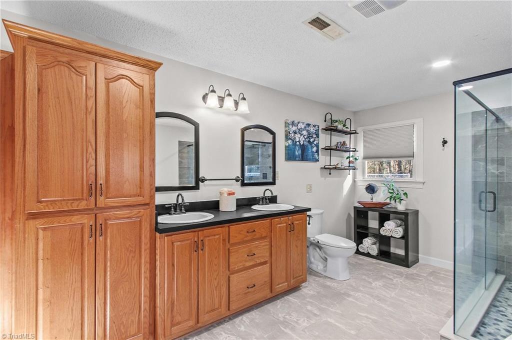property viewer photo 21