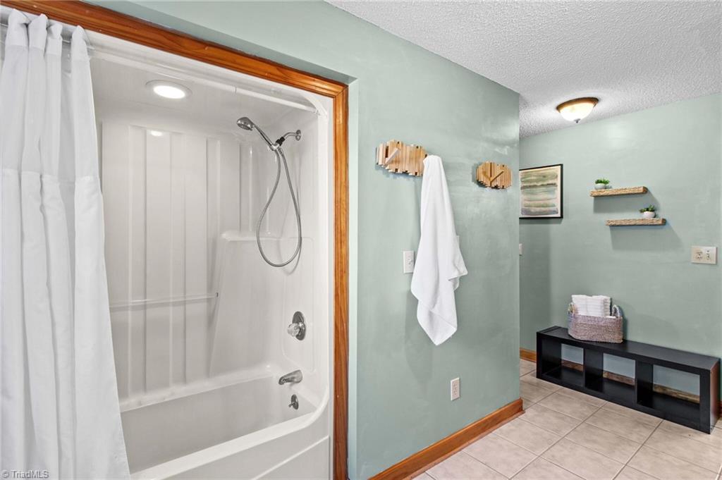 property viewer photo 26