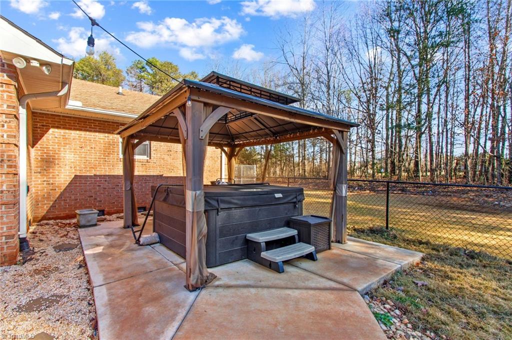 property viewer photo 34