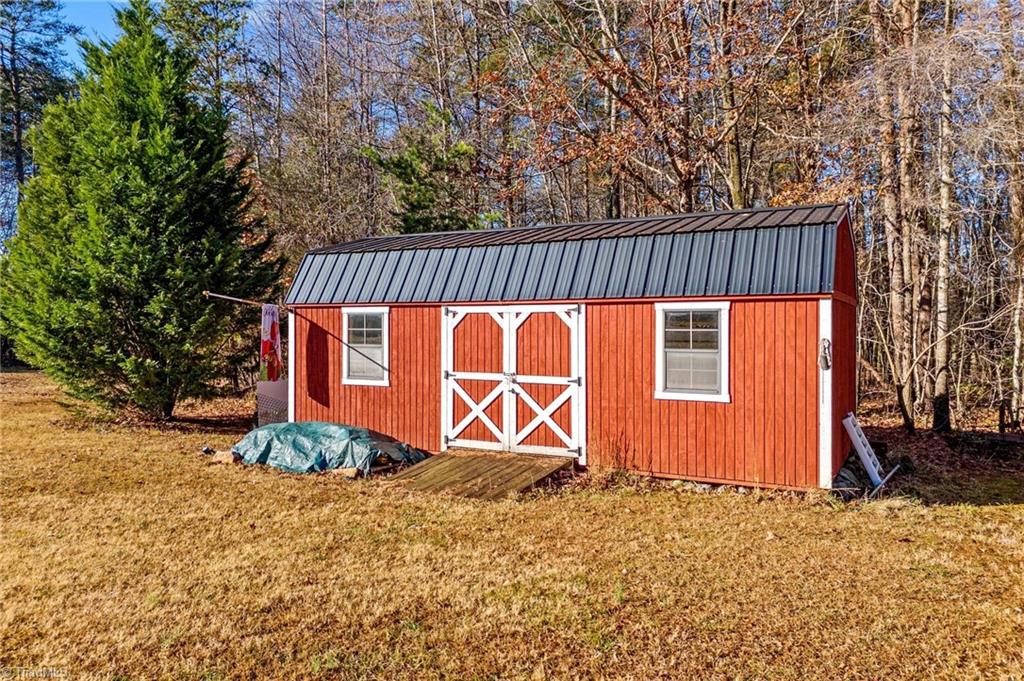 property viewer photo 40