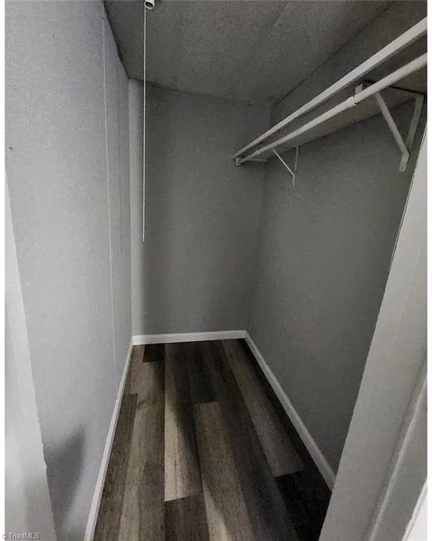 property viewer photo 9