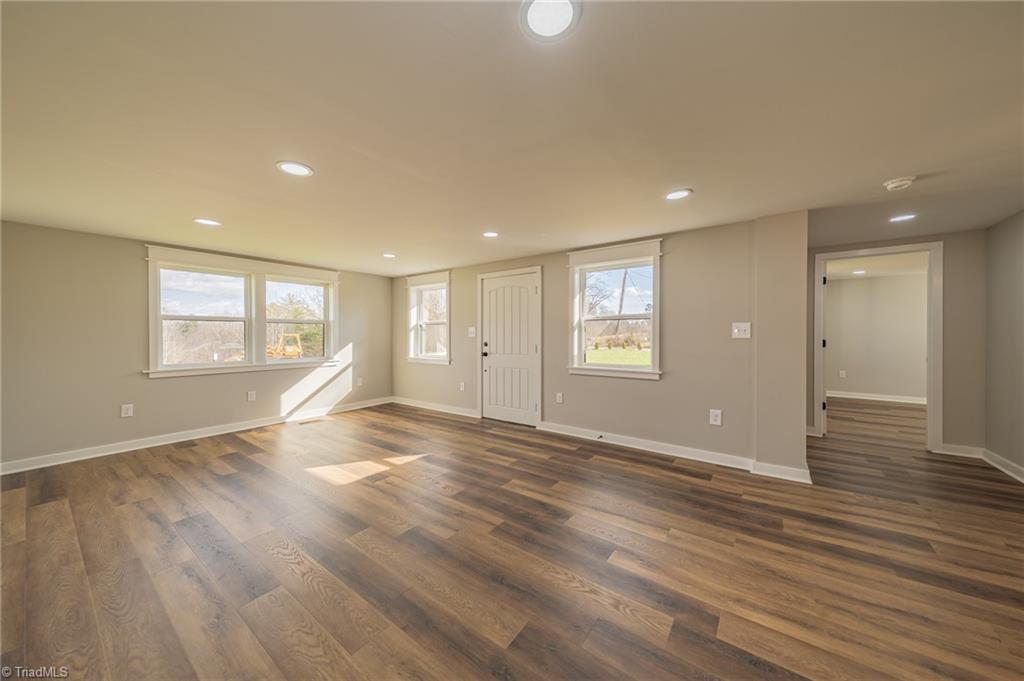 property viewer photo 11
