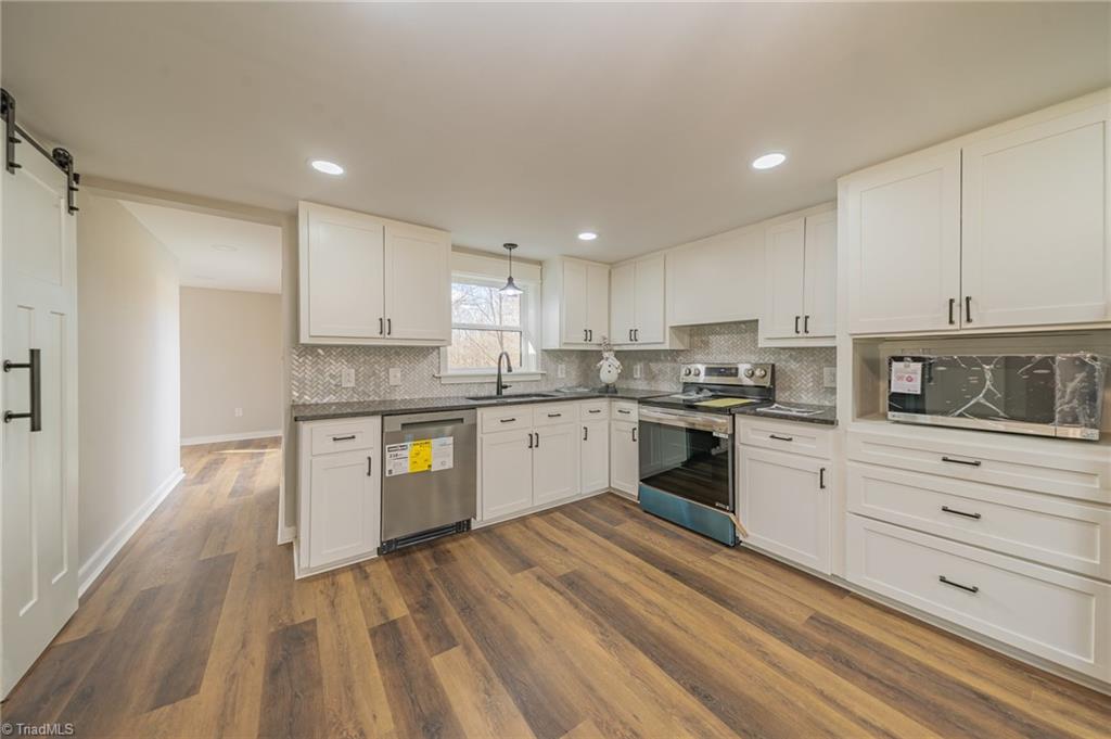 property viewer photo 14