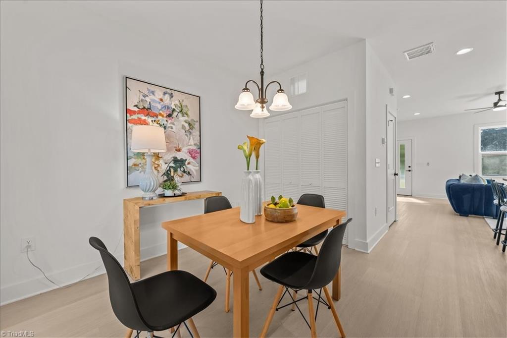 property viewer photo 11