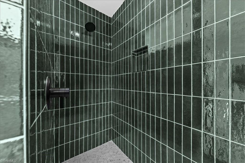 property viewer photo 21
