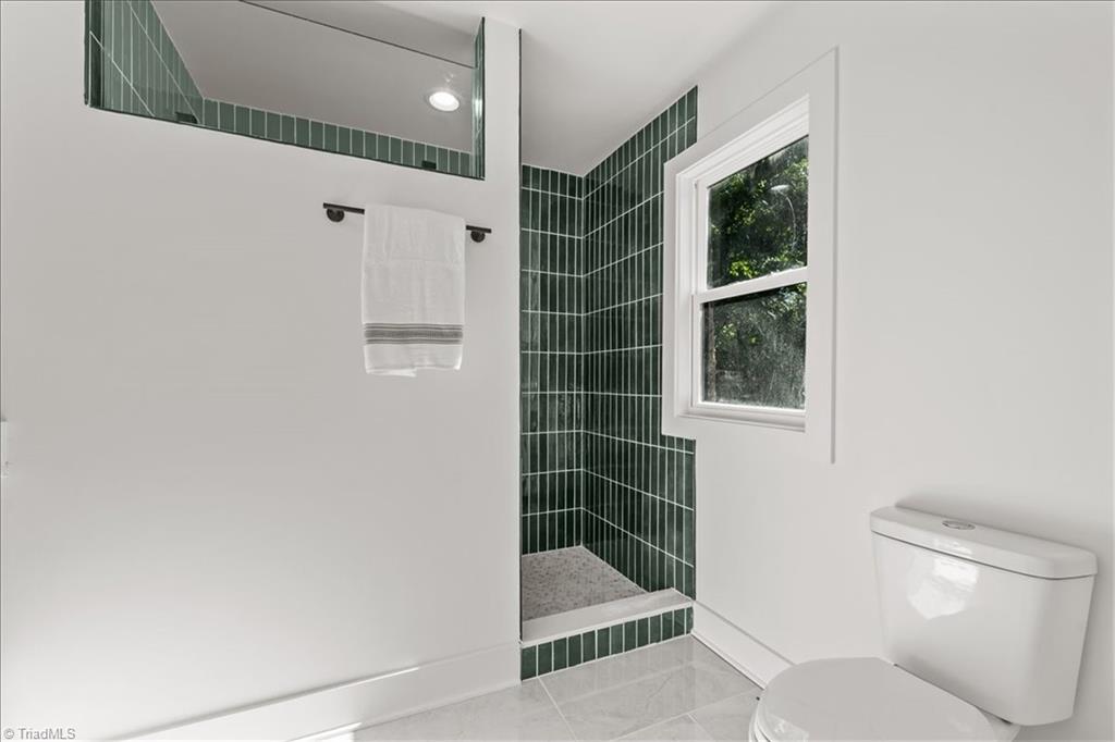 property viewer photo 22
