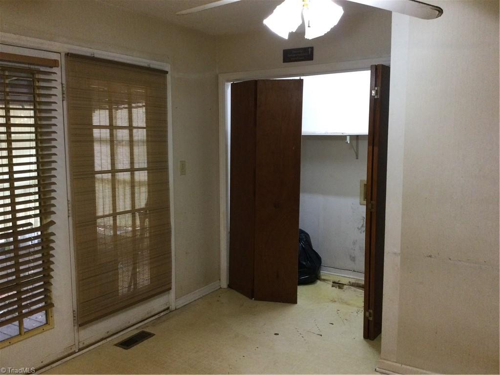 property viewer photo 11