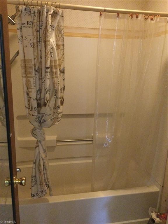 property viewer photo 7
