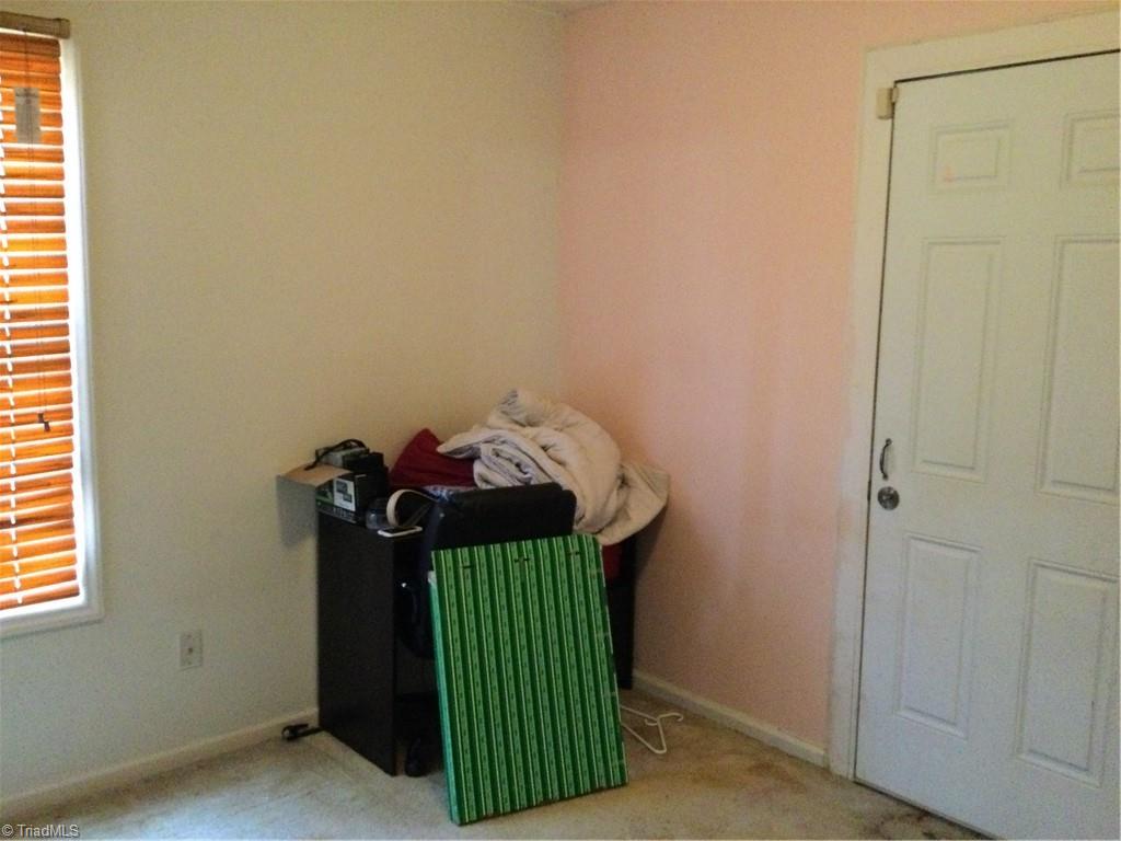 property viewer photo 9