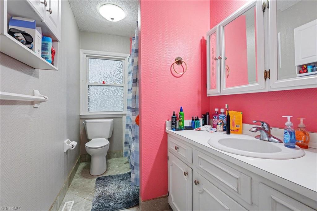property viewer photo 13