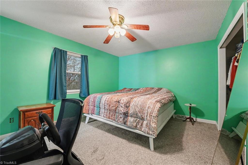 property viewer photo 16