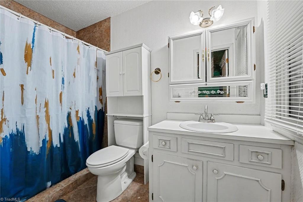 property viewer photo 18