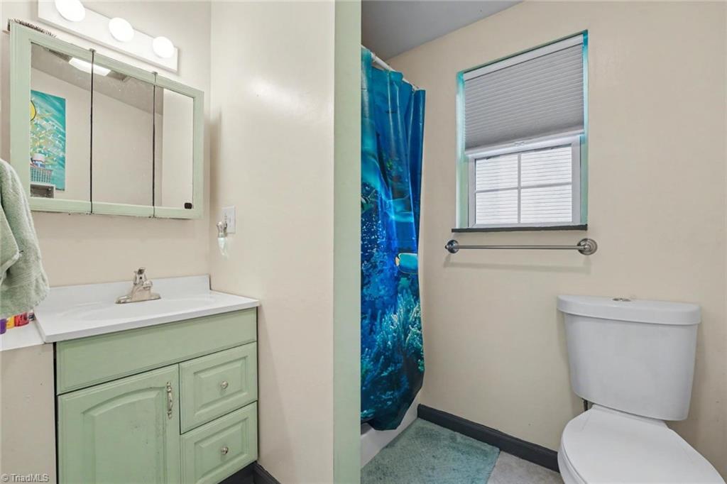 property viewer photo 24