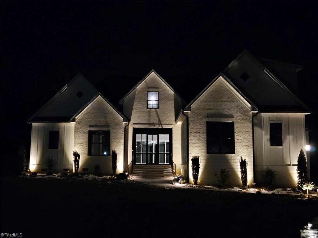 property viewer photo 1