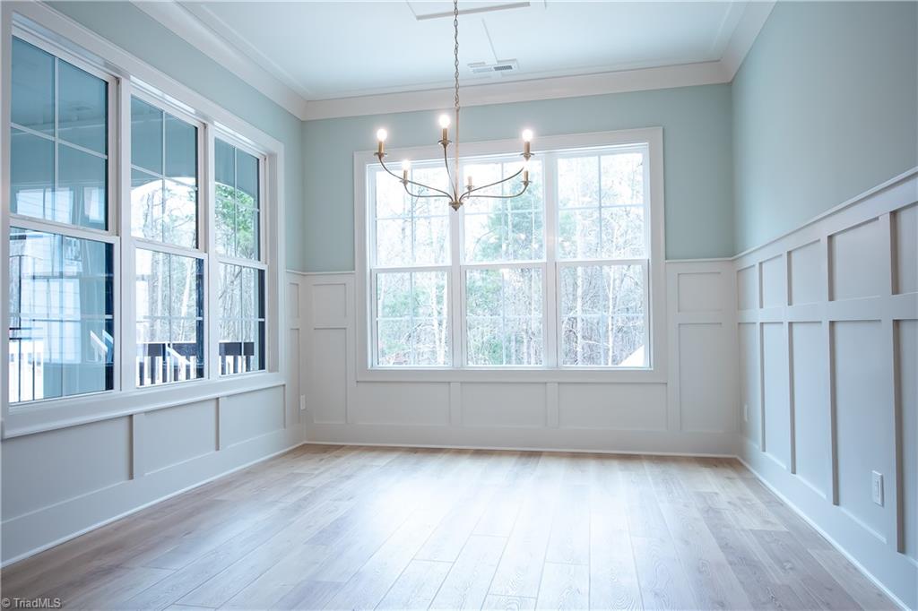 property viewer photo 16