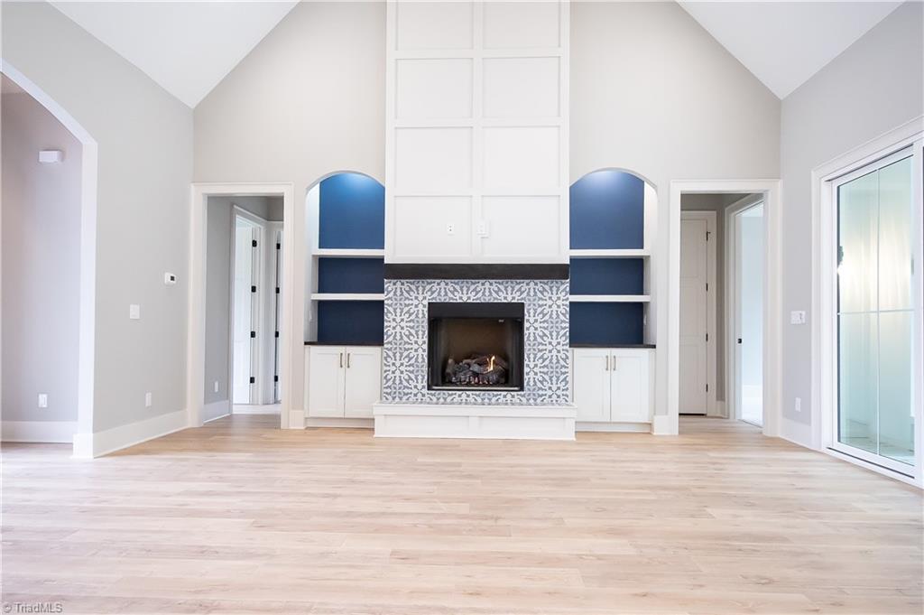property viewer photo 19