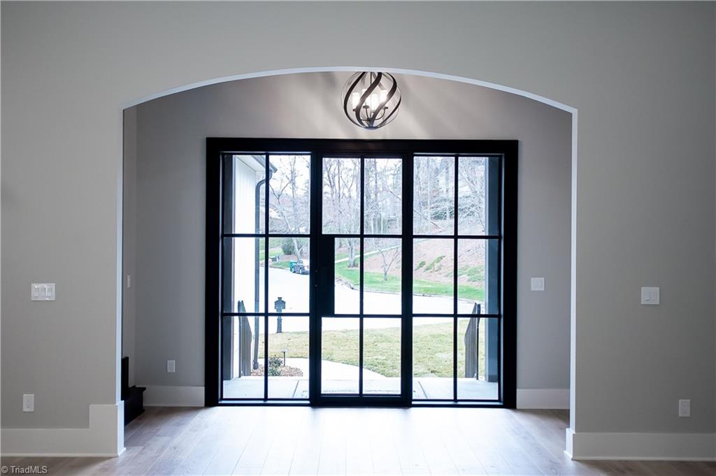 property viewer photo 21