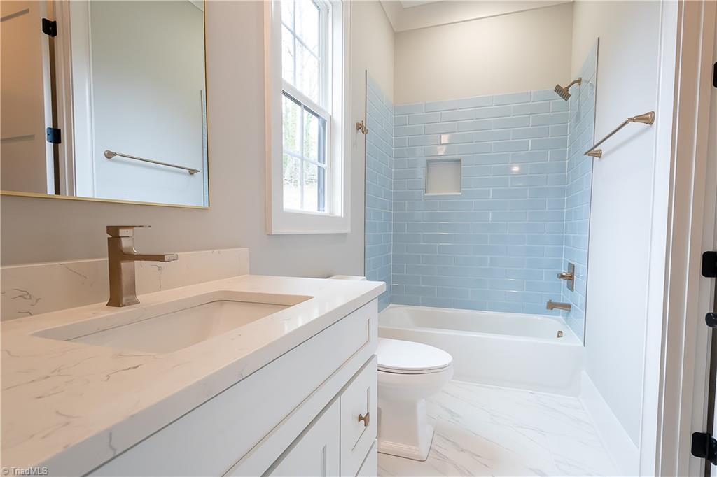 property viewer photo 33