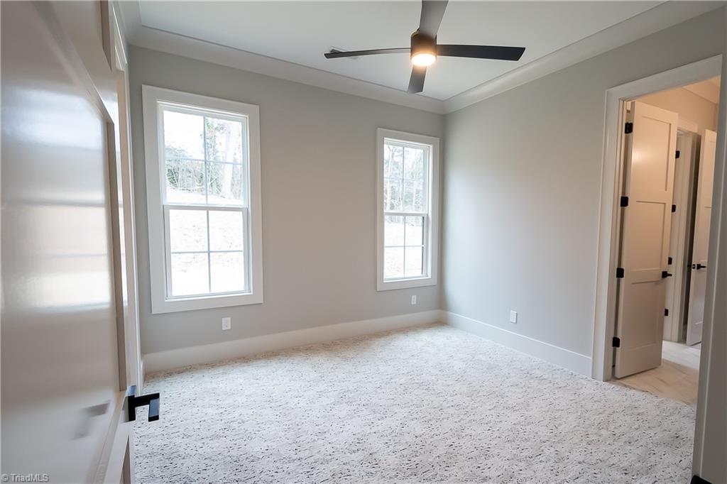 property viewer photo 34