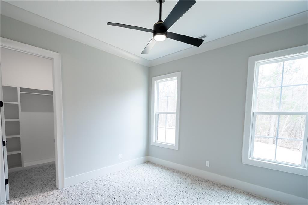 property viewer photo 38
