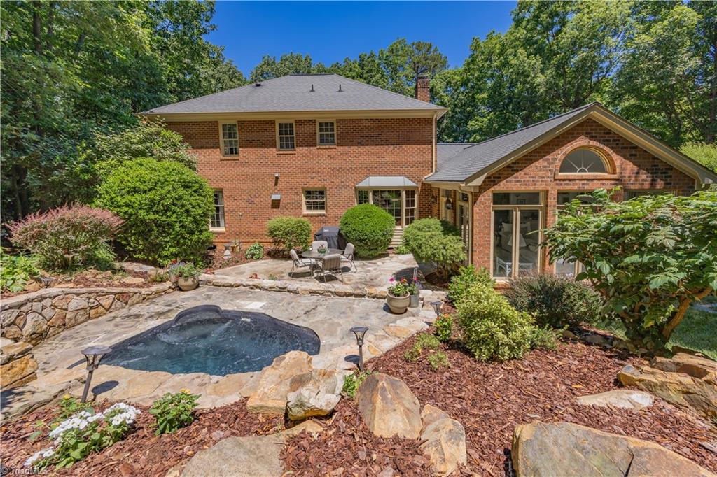 main property photo 40