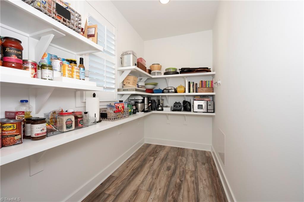 property viewer photo 14
