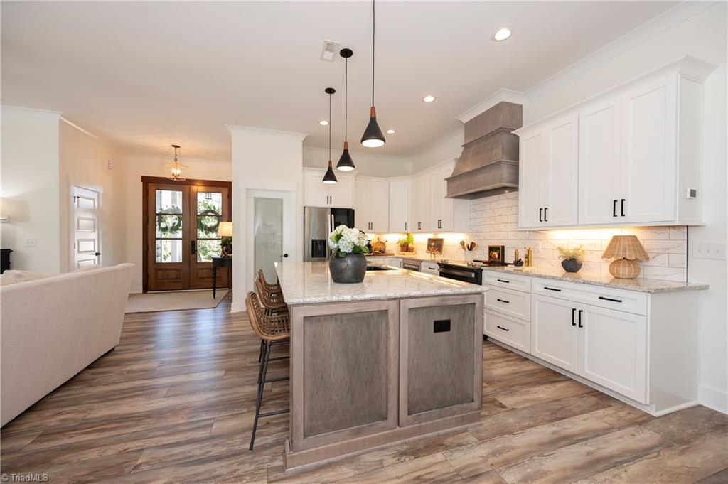 property viewer photo 15