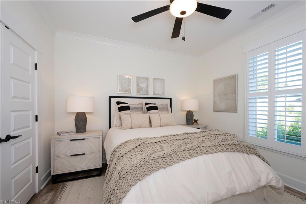 property viewer photo 24