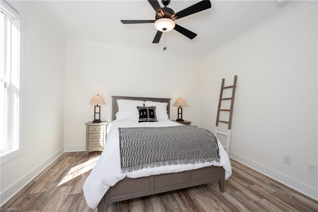 property viewer photo 29
