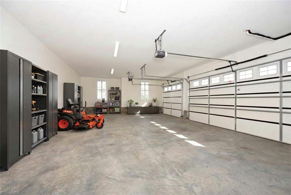 property viewer photo 33