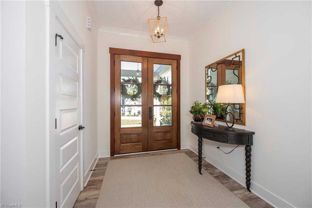 property viewer photo 6