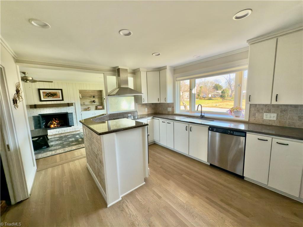 property viewer photo 6