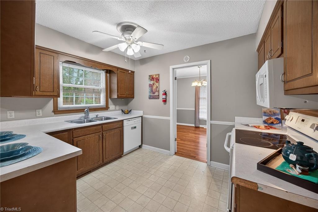 property viewer photo 10