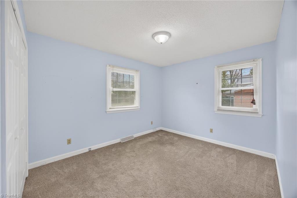 property viewer photo 26