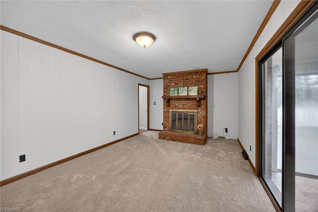 property viewer photo 9