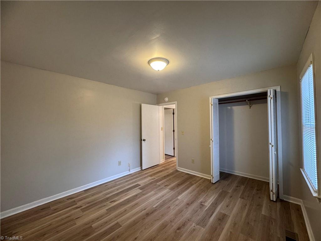 property viewer photo 23