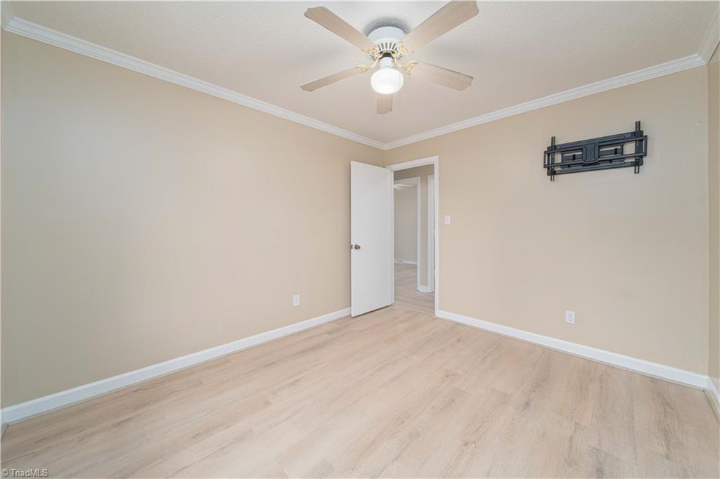 property viewer photo 11