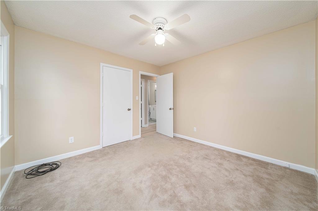 property viewer photo 13