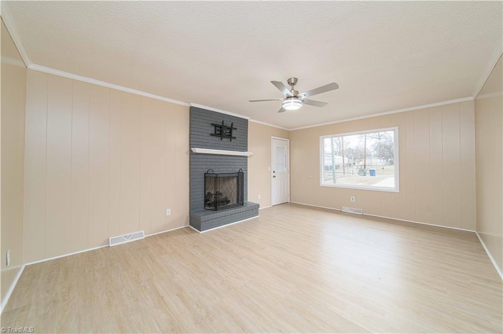 property viewer photo 20