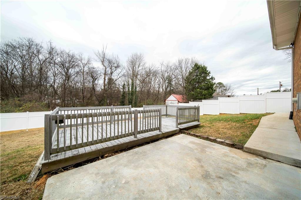 property viewer photo 33