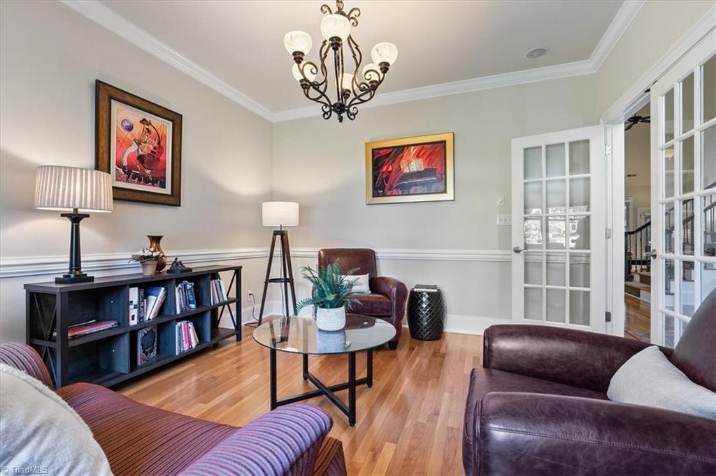 property viewer photo 3