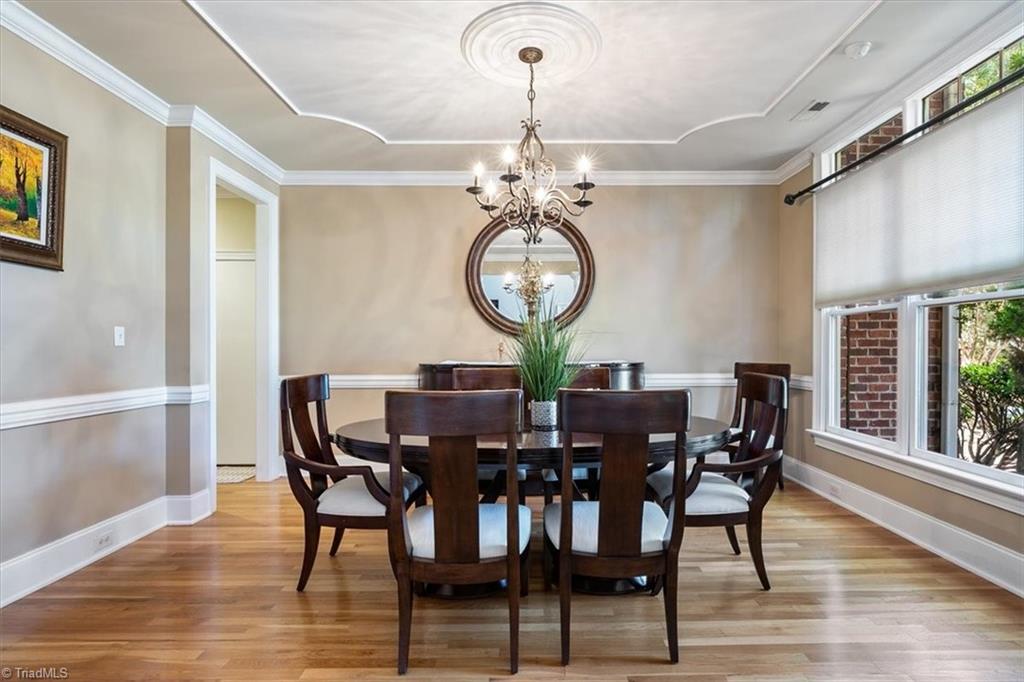 property viewer photo 6