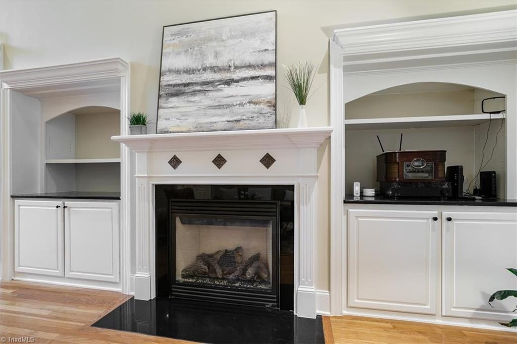 property viewer photo 9