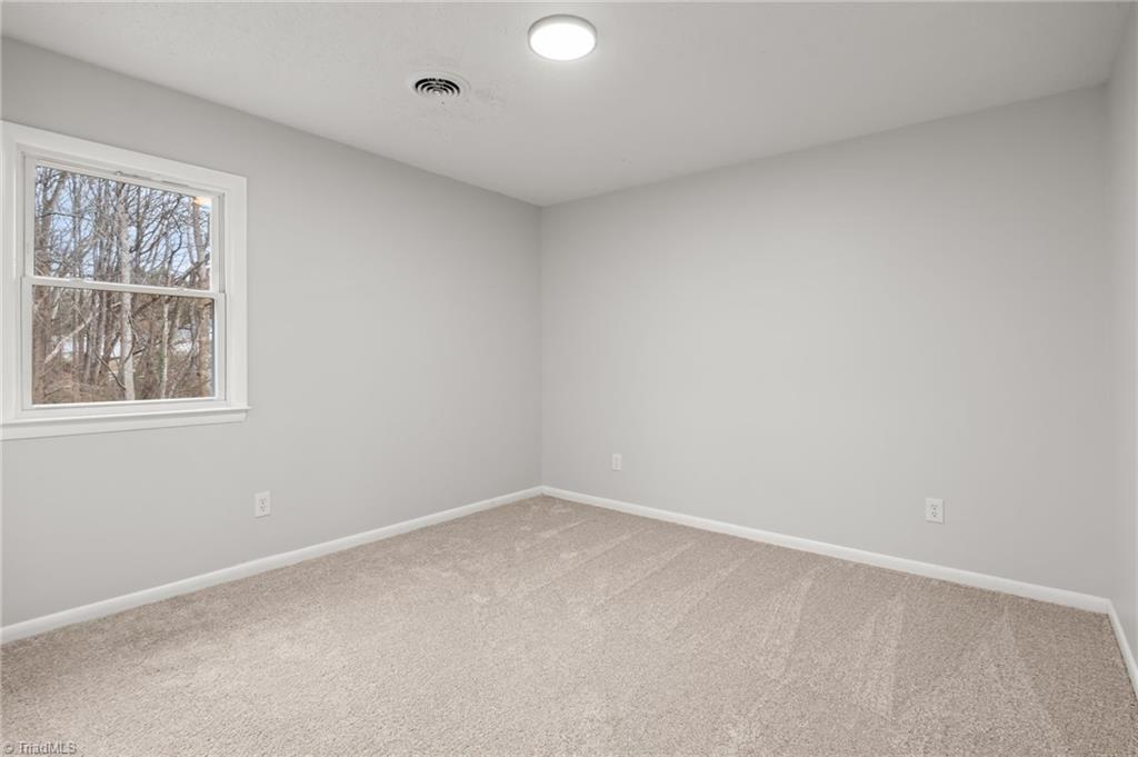 property viewer photo 13