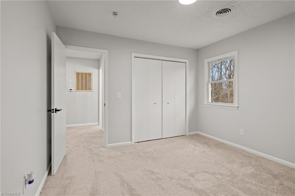 property viewer photo 14
