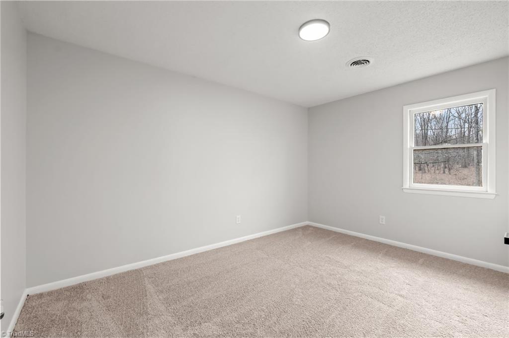 property viewer photo 15