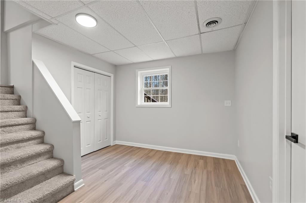 property viewer photo 23