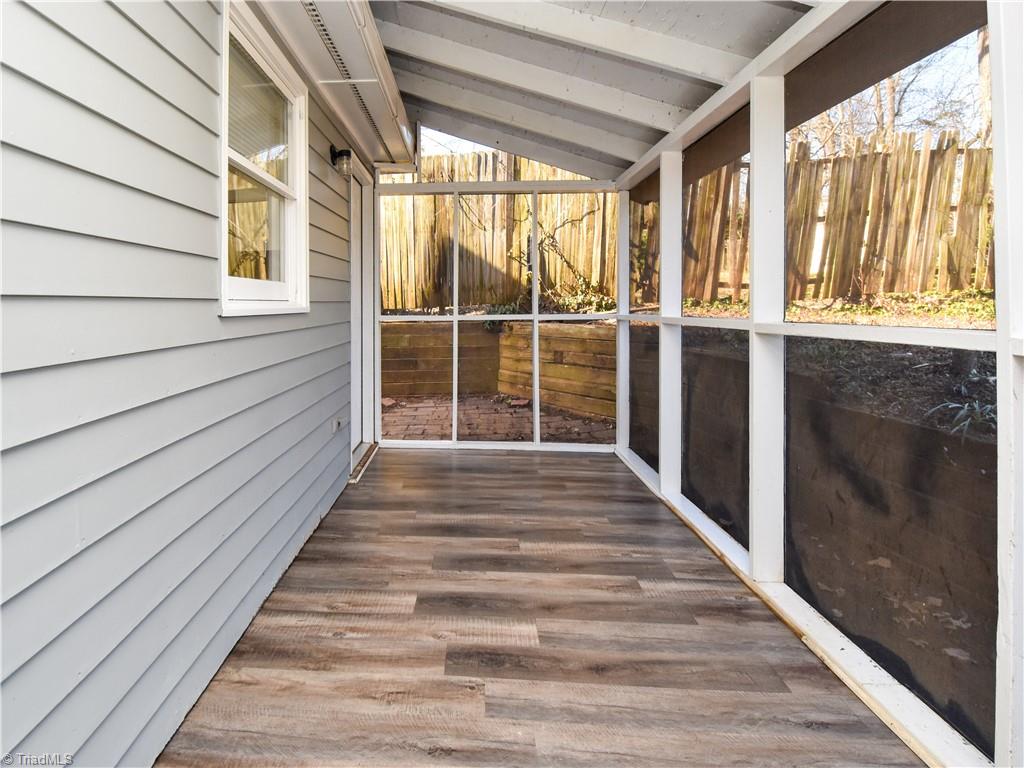 property viewer photo 12